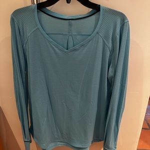 Lululemon long sleeve size 12